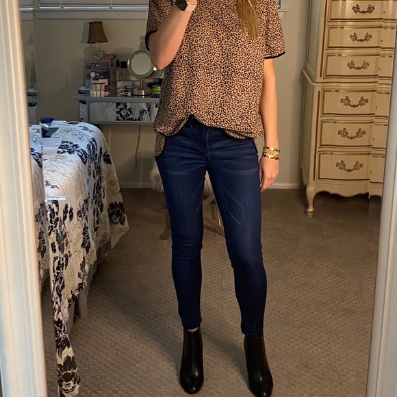 NEW! Leopard blouse w/ black trim - Picture 5 of 7